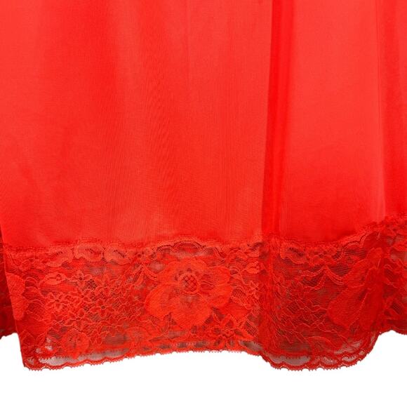 Vintage Vanity Fair Half Slip Skirt Medium Bright Red Lace Trim Nylon USA Made - Picture 2 of 6
